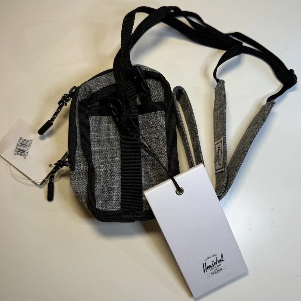 Herschel Raven Crossbody Bag NWT‎ Gray Mini Shoulder Pouch Travel